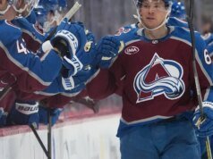 Nathan McKinnon marcou gol e 3 assistências, Arturi Lehkonen marcou duas vezes na vitória dos Avs sobre os Penguins por 5-2