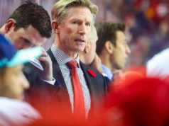 O Arizona State Hockey se separa de Greg Powers, contratando um técnico veterano da NHL