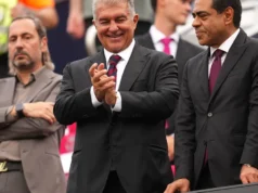 O Barcelona está pronto para renovar os contratos de três craques, incluindo Rafinha-Romano