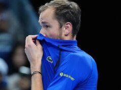 Medvedev costuma acertar o espectador com a bola