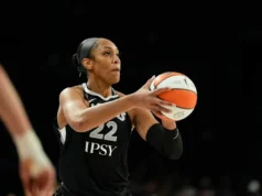 A reação emocional da estrela dos Aces, A’ja Wilson, ao ganhar seu quinto prêmio MVP
