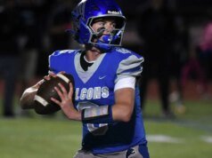 Por dentro da CIAC Football Week 6: Love, Champagne entre QBs veteranos liderando o time por 5-0