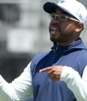 https3A2F2Fmedia.zenfs_.com2Fen2Fdallas_cowboys_wire_usa_today_sports_articles_6932F54402efefb5.webp