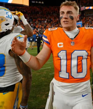 https3A2F2Fmedia.zenfs_.com2Fen2Fdenver_broncos_wire_usa_today_sports_articles_5842F833785e9fb1.webp