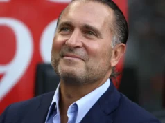 Cardeal Don, proprietário do Milan, boné ‘Make Milan Great Again’