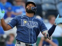 Raios em ALCS, Brewers mantêm vantagem estatística em 2026 em NLCS