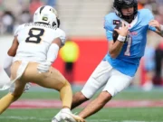 O número 20 do UH se recupera de um déficit de três pontos para vencer a UCF pela primeira vitória no jogo Big 12