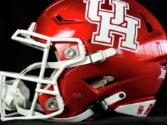 Acusações de agressão contra jogador de futebol da Universidade de Houston foram retiradas