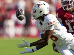 Classificação da transferência do UT, chances de bowl da A&M e um tiroteio no Big 12 | Um jogo de futebol americano universitário do Texas
