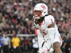 O líder do UH tackle, Jaden Yates, está fora do jogo dos Cougars no Kansas State