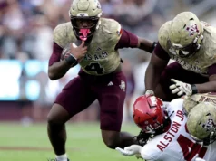 Texas A&M faz um jogo forte para explodir o Arkansas e acaba com a derrapagem no jogo da SEC