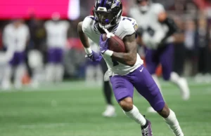 Os Colts são eleitos o pior local de pouso para um Ravens WR
