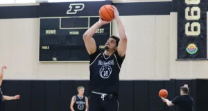 O basquete de Purdue ganha um grande impulso com a elegibilidade do atacante francês sancionada pela NCAA