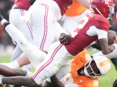 Quanto os fãs do Tennessee serão multados por invadir o campo depois que os Vols venceram o Alabama?