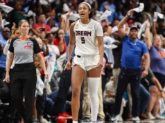 Hoe, ex-estrela da LSU, Angel Reese, se apresentou no jogo 1 das semifinais da WNBA