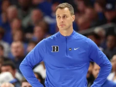 O armador australiano Luke Paul se comprometeu com Duke