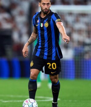 https3A2F2Fmedia.zenfs_.com2Fen2Fonefootball_articles_8022F438c107b3333286b60d12446913dc580.jpg