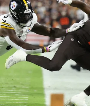 https3A2F2Fmedia.zenfs_.com2Fen2Fpittsburgh_steelers_wire_usa_today_sports_articles_1642F8cbb95.webp