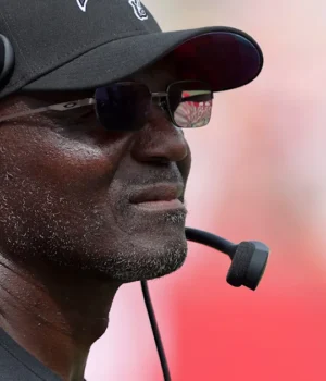 https3A2F2Fmedia.zenfs_.com2Fen2Fprofootballtalk.nbcsports.com2F5c1adbb196670f2ad99bd5cb9a5710a.webp