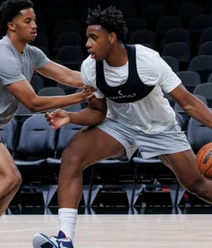https3A2F2Fmedia.zenfs_.com2Fen2Fsan_antonio_express_news_hearst_5742Fb627031c1dfa1c51449c1c3e4.webp