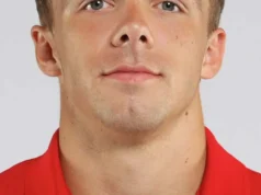 O nativo do Texas morreu dias depois de sofrer um ferimento na cabeça em um jogo de futebol americano universitário do Arkansas