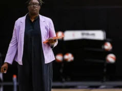 As táticas do GM das Valquírias já chocaram o mundo da WNBA. Agora está com medo de seu elenco final