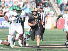 223 jardas corridas de Hellums, FG de Jones levanta o Exército além de Tulane, 20-17