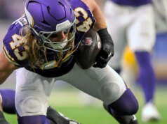 Notícias dos Dolphins: atualizações sobre Andrew Van Zinkel, Brian Flores e lesões da semana 4