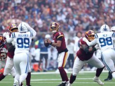 Marcus Mariota fez 2 ataques contra os Colts e liderou os Commanders na corrida