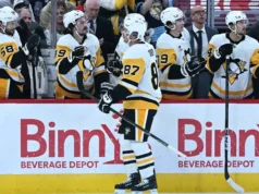 Sidney Crosby encerrou sua seca de gols na abertura da temporada