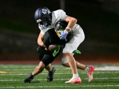 Resumo de futebol americano do ensino médio: Gig Harbor obtém vitória marcante sobre Lincoln