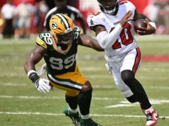 A estreia de Jalon Daniels na NFL teve seus altos e baixos