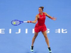 Qinwen Zheng explica como seu título no Aberto da China se compara à conquista do ouro olímpico