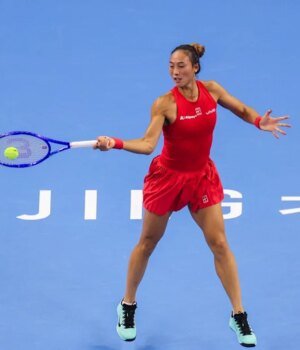 https3A2F2Fmedia.zenfs_.com2Fen2Ftennishead_8082Fef38bd6ebaf269a2a60af060ae540a6f.jpg