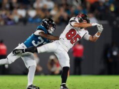 Jaguars agitam escalação, promovendo dois CBs antes do jogo Londres x Eagles
