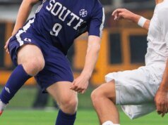 O castelo nº 1 supera Bloomington South no PK pelo título regional no futebol masculino