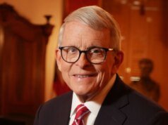 ‘Corrida para o fundo’: NCAA processa o governador de Ohio, Mike DeWine, por ordem executiva de elegibilidade