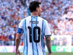 Lionel Messi está se aposentando do futebol internacional. Cristiano Ronaldo nunca fez