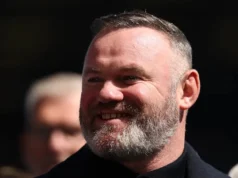 “Muito mole”: Wayne Rooney lamenta momento chave para virar o jogo do Man United na derrota do Atlético de Madrid