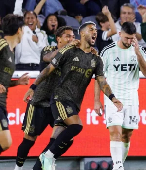 https3A2F2Fmedia.zenfs_.com2Fen2Fthe_sporting_tribune_articles_4232F4fc004b8cb26abcceff9d2d5b08.webp