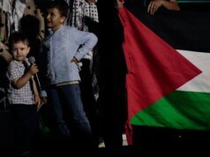 Banner ‘Palestina Livre’ voa sobre Patriot Games em meio à polêmica de Robert Kraft
