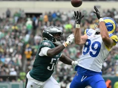 Tyler Higbee é bom em cinco recepções