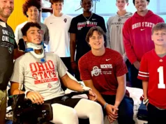 QB do ensino médio de Ohio retorna mentalmente 50 dias após lesão na medula espinhal
