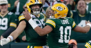 Tucker Kraft marcou um TD na semana 4