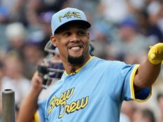 Milwaukee Brewers: Carlos Gomez, Niger Morgan entre 4 ex-alunos para lançar o primeiro arremesso do NLDS