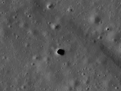 Este misterioso buraco na lua pode se abrir em uma enorme caverna